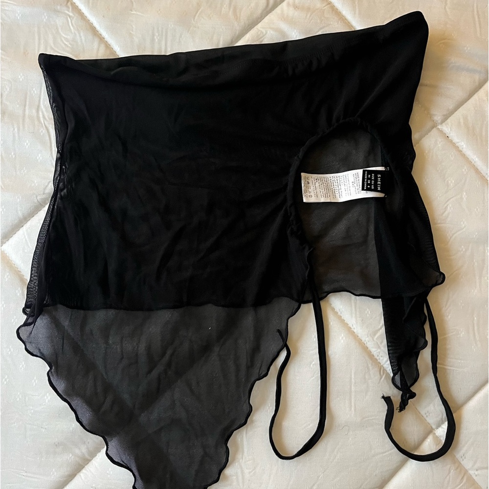 SHEIN halter top size 6 (M)